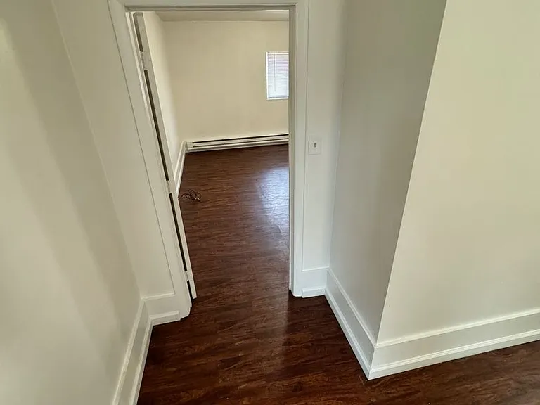 907 Union Ave — Photo 11