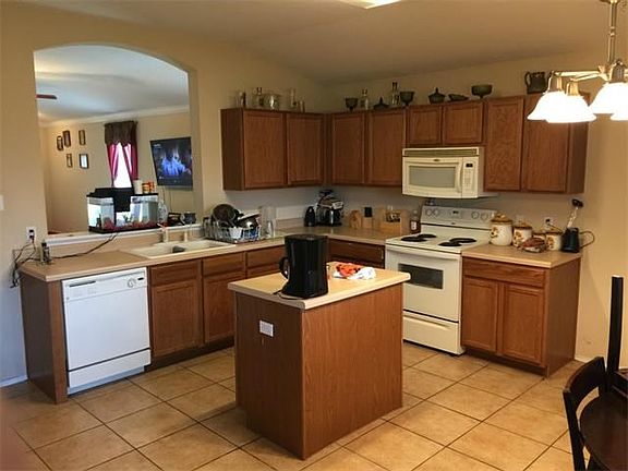 2nd image of 103 Adamae Ln