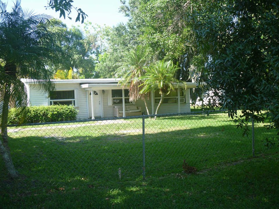 1st image of 1263 SW Thelma St