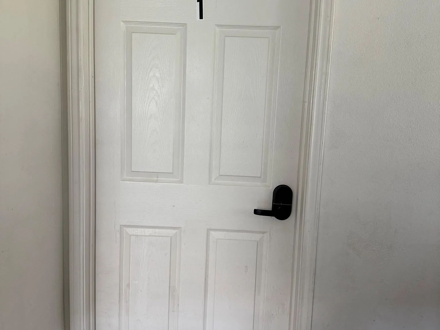 3 bed, 2.0 bath, 1250 sqft, $1,118 — Photo 1