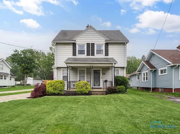 2238 Oak Grove Pl, Toledo, OH 43613