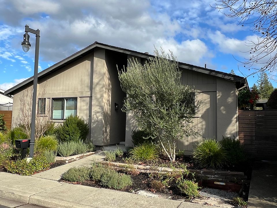 1st image of 845 Bali Ct