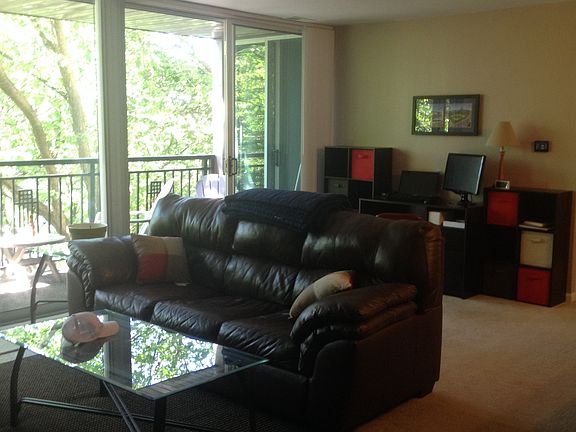 3rd image of 6000 Oakwood Dr APT 4G