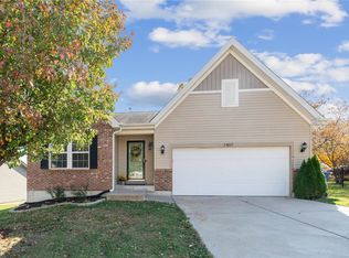 1407 Tree Stump Dr, Wentzville, MO 63385