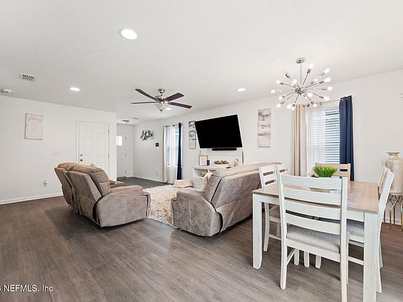 4th image of 11230 MARGARETS LANDING Place