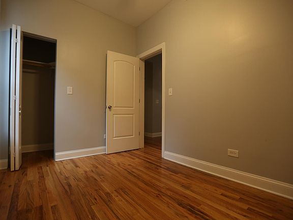 4th image of 2439 W Hirsch St #1