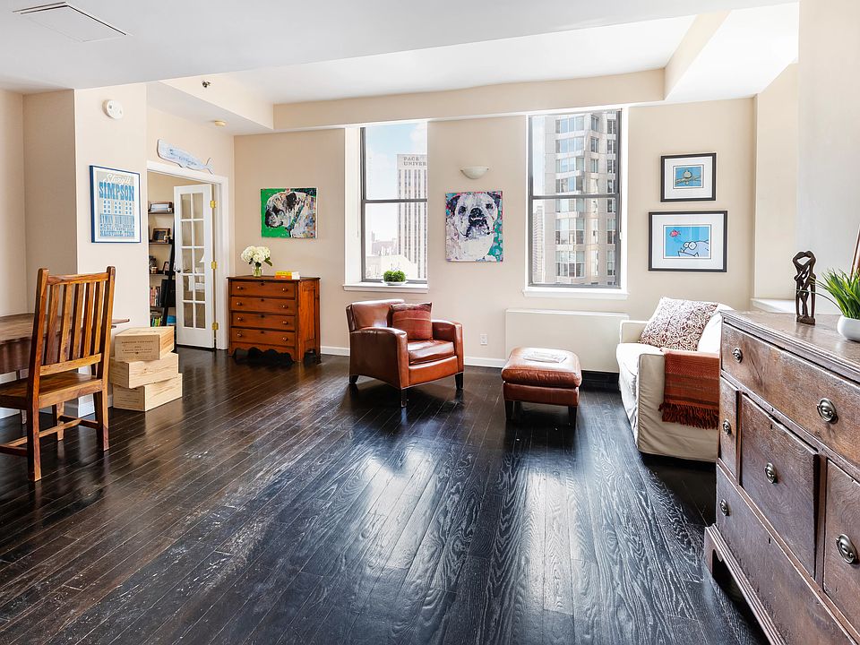 1st image of 150 Nassau St APT 9H