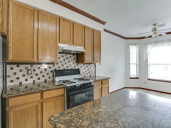4th image of 19118 Treemill Ct