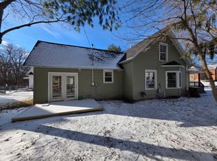 225 W Lincoln Ave, Ionia, MI 48846