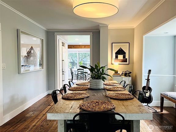 3rd image of 172 Grow Avenue NW