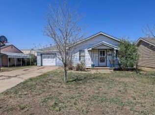 506 E 5th St, Sunray, TX 79086