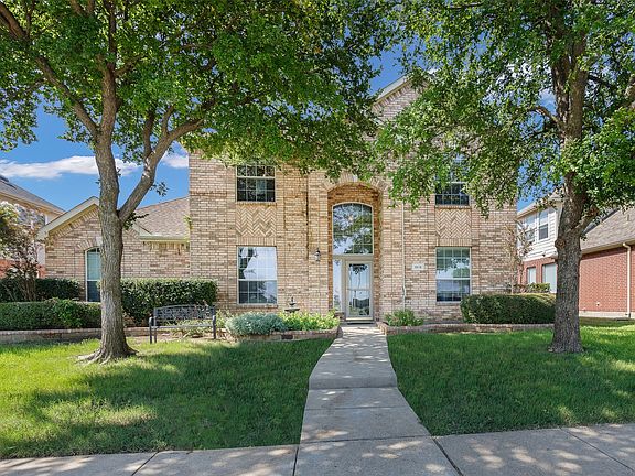 3rd image of 1618 Clear Springs Dr