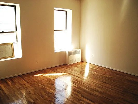 Rented by Dell'Orto Realty | media 34