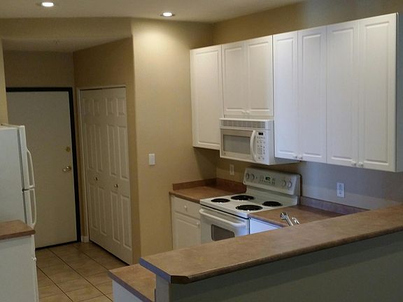 3rd image of 6535 E Superstition Springs Blvd Unit 139