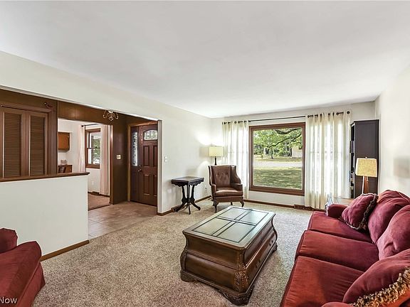 2nd image of 7743 Edgewood Ln