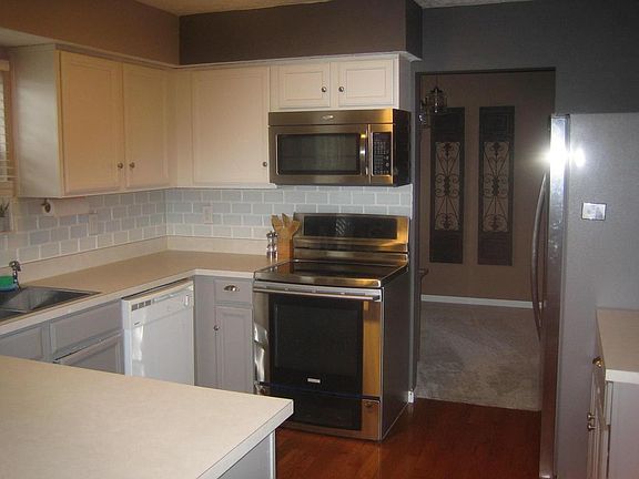 4th image of 7743 Schoolway Ct