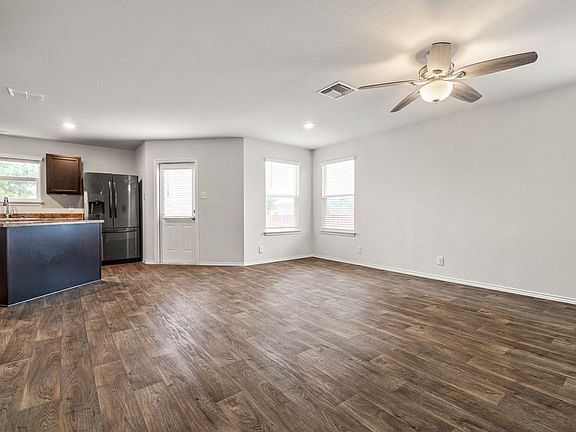 4th image of 5530 Rosillo Hl