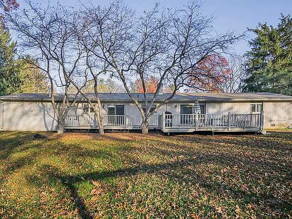 4th image of 27485 Spring Valley Dr