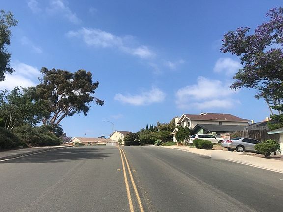 5th image of 987 Calma Dr