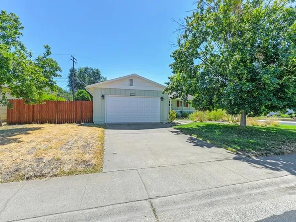 10610 Lambrusca Dr, Rancho Cordova, CA 95670