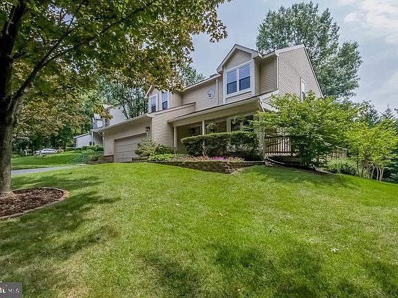 2nd image of 4061 Vanda Ln
