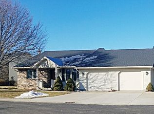 310 Cresthaven Ln, Mount Pleasant, MI 48858