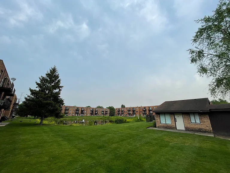 251 E Rimini Ct #2A — Photo 1