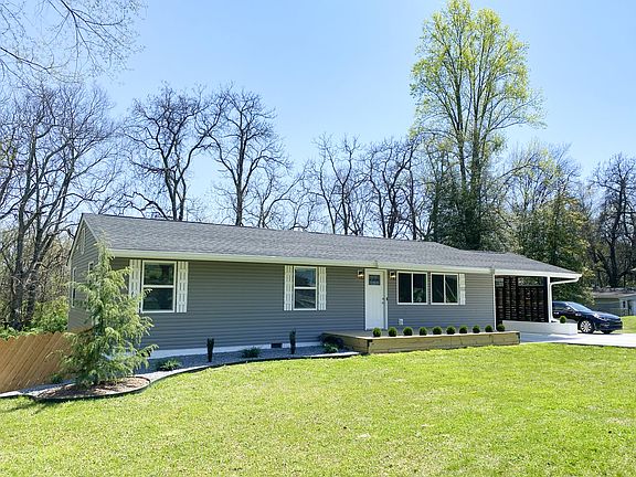 2nd image of 112 Tower Dr
