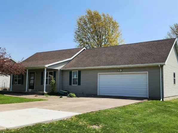 642 Donas Dr, Rushville, IL 62681