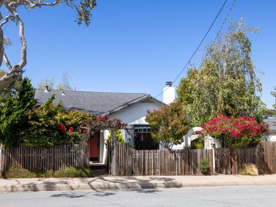 638 Eardley Ave, Pacific Grove, CA, 93950