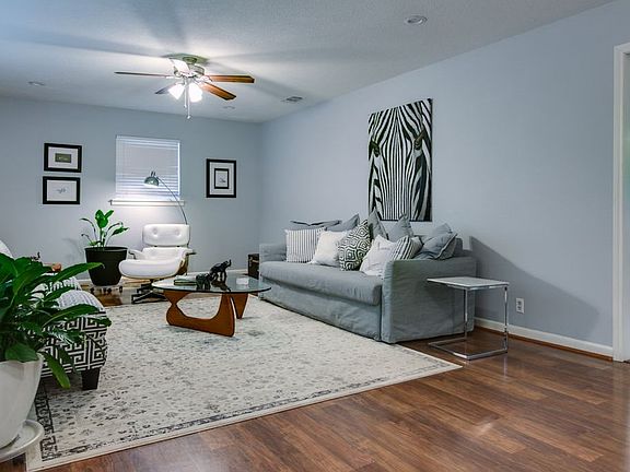 4th image of 3322 Dogwood St