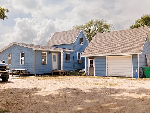 5th image of 114 N Lake Dr