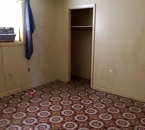 4th image of 208 Marleen St