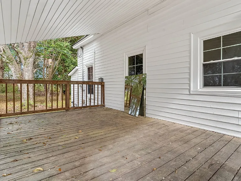 409 Meadow Rd — Photo 39