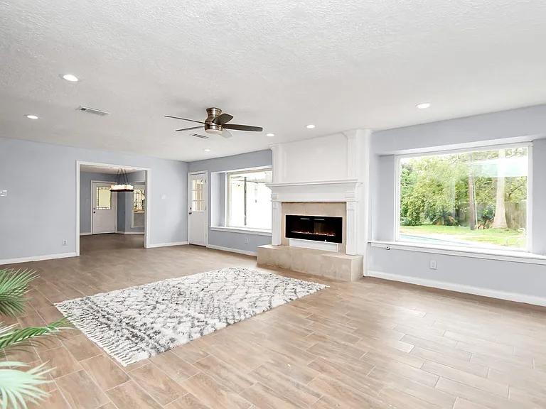 17903 Nanes Dr — Photo 18