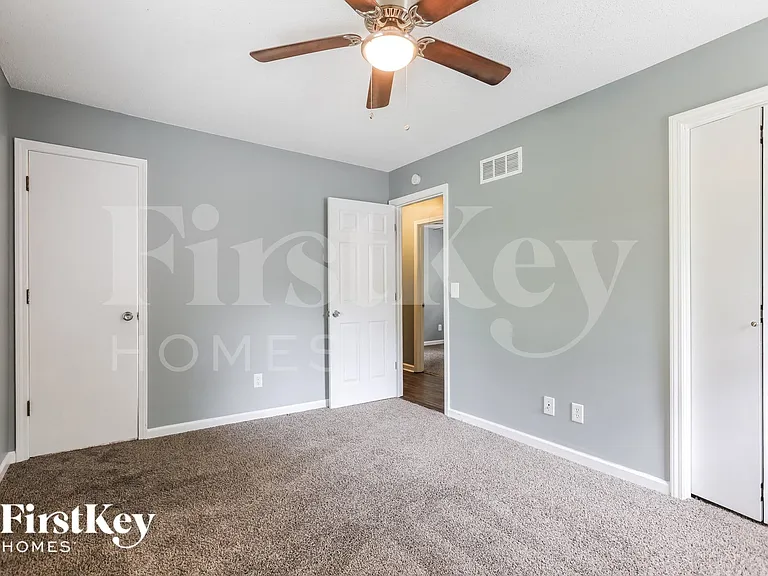 1305 Milwaukee St — Photo 8