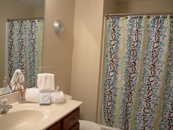 4th image of 186 Slindes Woods Cir