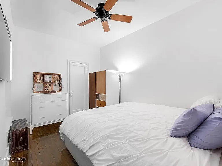 317 E 18th St #1C — Photo 17
