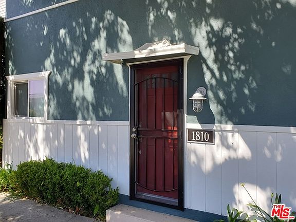 2nd image of 1810 Westholme Ave #1810
