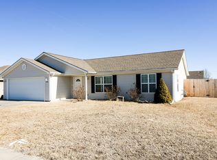 2700 Brookpointe Cir, Manhattan, KS 66502