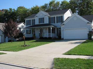 3002 Crown Pointe Dr, Stow, OH 44224