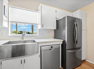 203 Golden River Dr, West Palm Beach, FL 33411