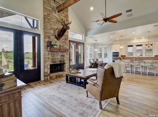 1007 Indigo Run Dr, Bulverde, TX 78163
