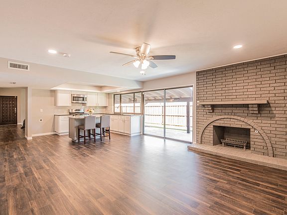 2nd image of 5172 N Colony Blvd