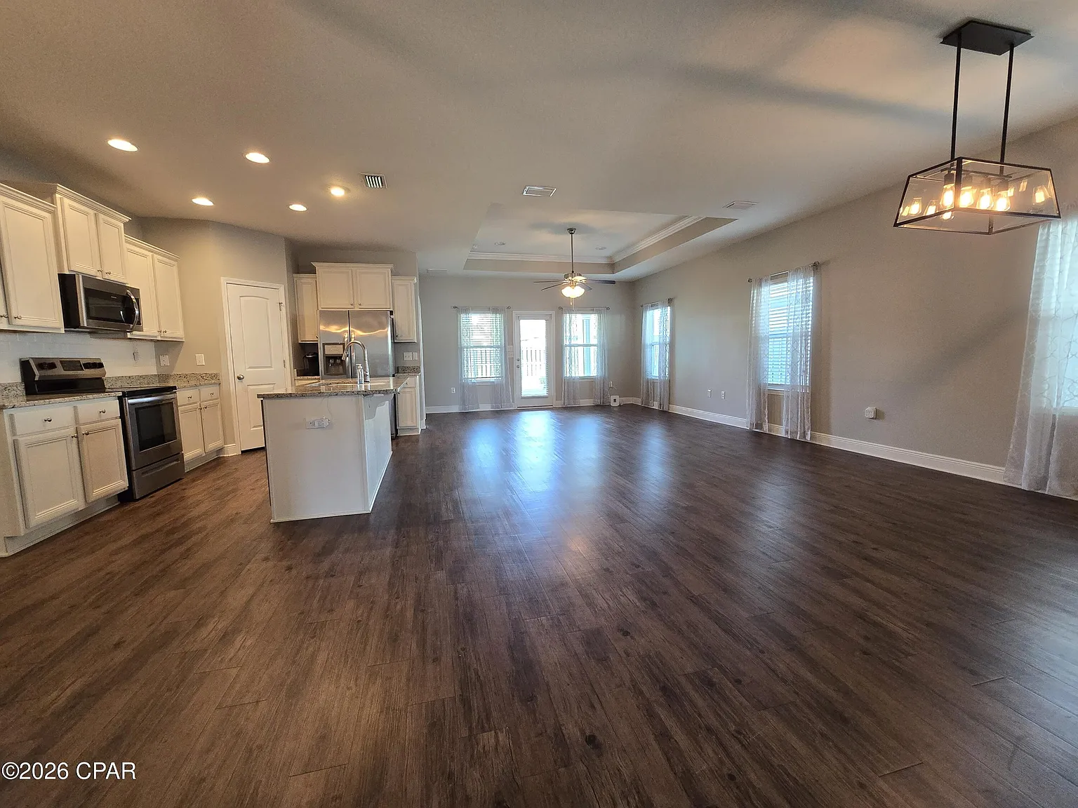 4 bed, 1884 sqft, $2,250 — Photo 3