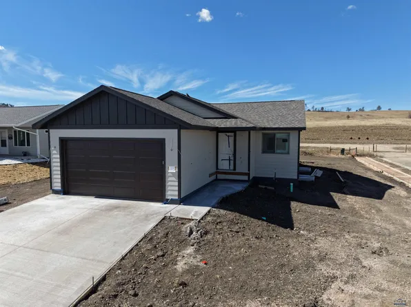 5213 Elmstead St, Rapid City, SD 57701