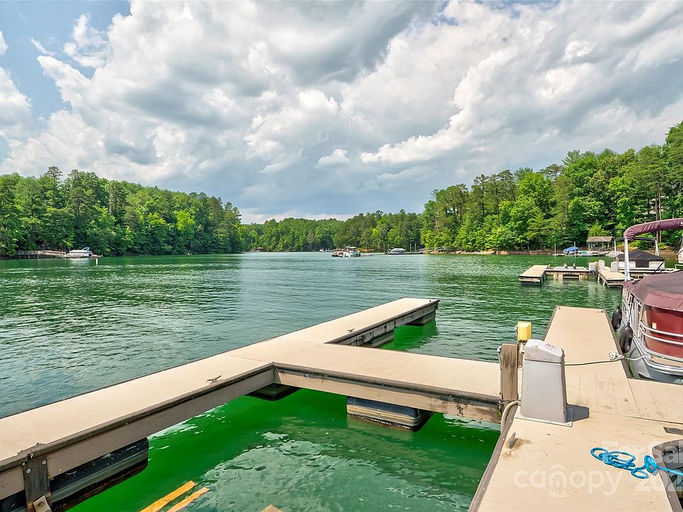 1st image of 1603 Southpointe Dr #226