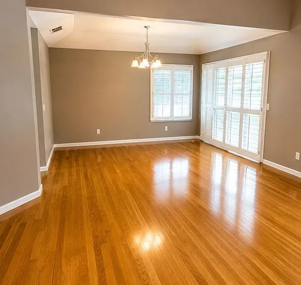 802 E Catalina Cir — Photo 8
