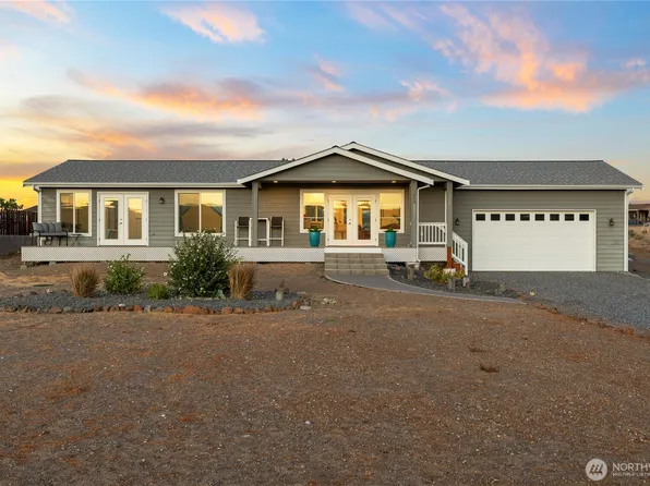 615 Sunset Boulevard SW, Mattawa, WA 99349