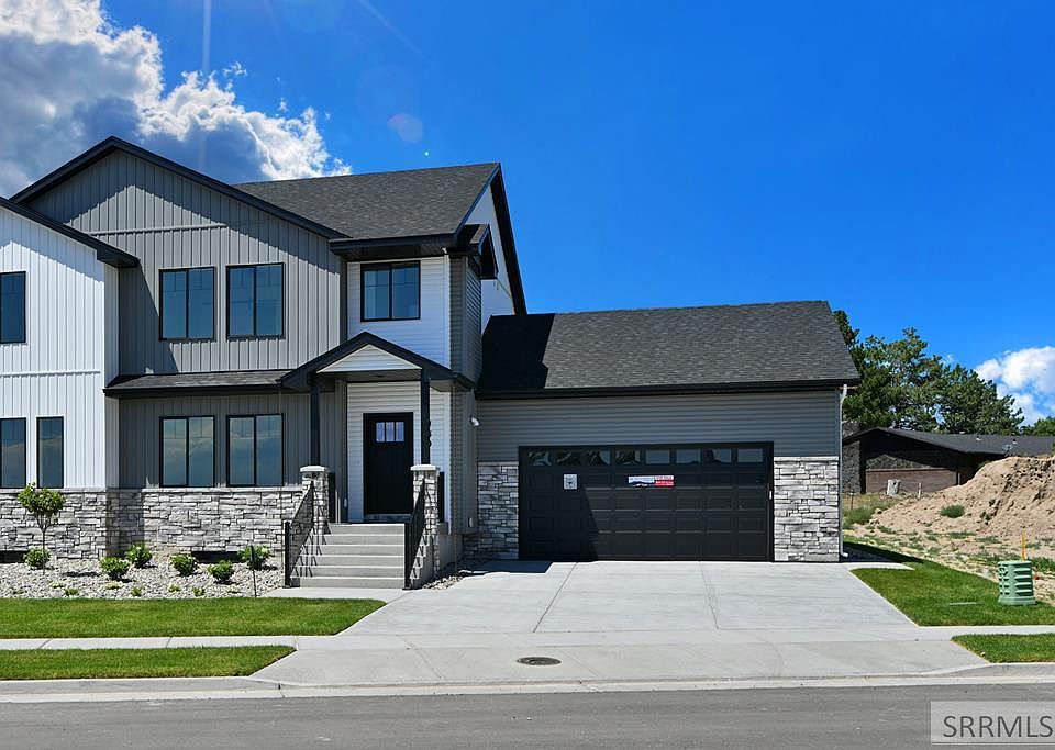 1st image of 439 Copeland Dr
